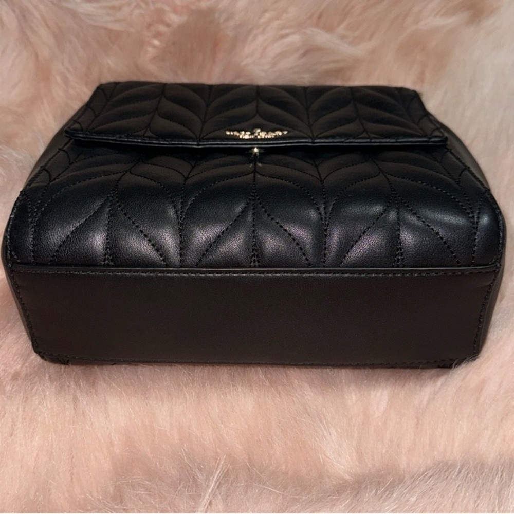 Kate Spade Brayden Briar Lane
Backpack/Crossbody | NWOT - Picture 6 of 12